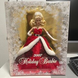 2007 Holiday Barbie Doll - Mattel NIB Red and White